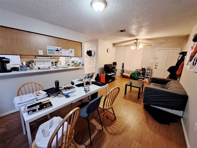 2409 Leon ST 108, Austin, TX 78705