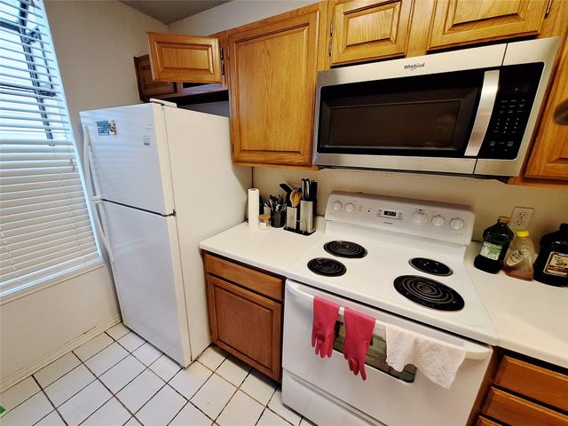 2409 Leon ST 108, Austin, TX 78705