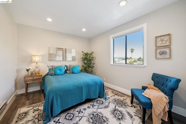 1944 E 20Th St, Oakland, CA 94606