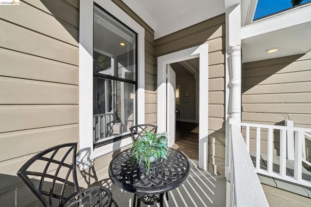 1944 E 20Th St, Oakland, CA 94606