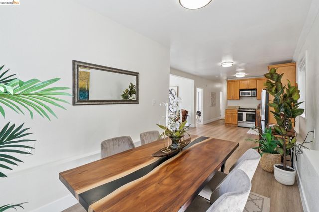 1944 E 20Th St, Oakland, CA 94606