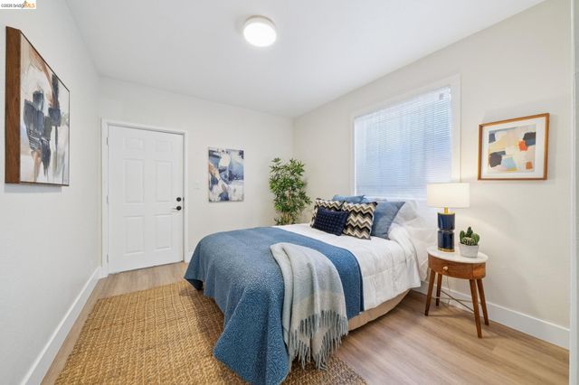 1944 E 20Th St, Oakland, CA 94606