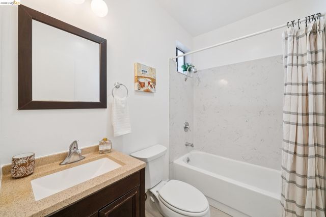1944 E 20Th St, Oakland, CA 94606