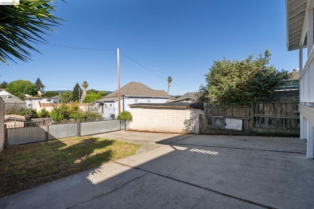 1944 E 20Th St, Oakland, CA 94606