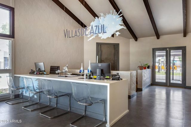 2627 N 45th Avenue 2C, Phoenix, AZ 85035