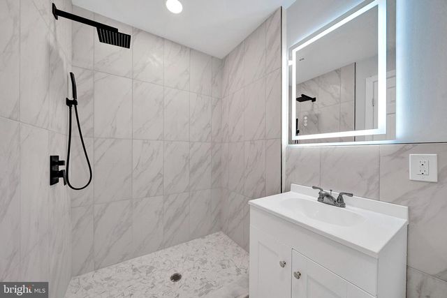 817 PRESIDENT AVE, Lawrence Township, NJ 08648
