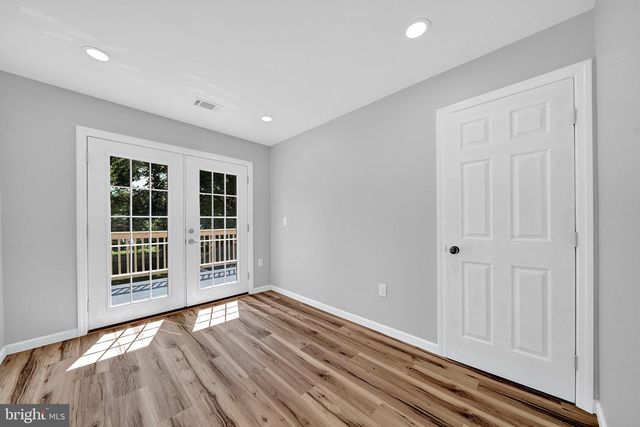 817 PRESIDENT AVE, Lawrence Township, NJ 08648
