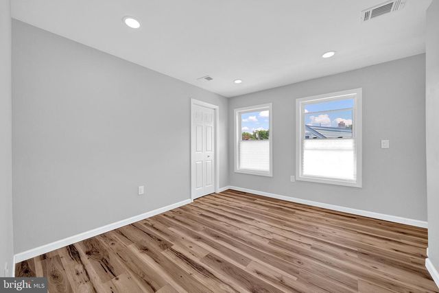 817 PRESIDENT AVE, Lawrence Township, NJ 08648