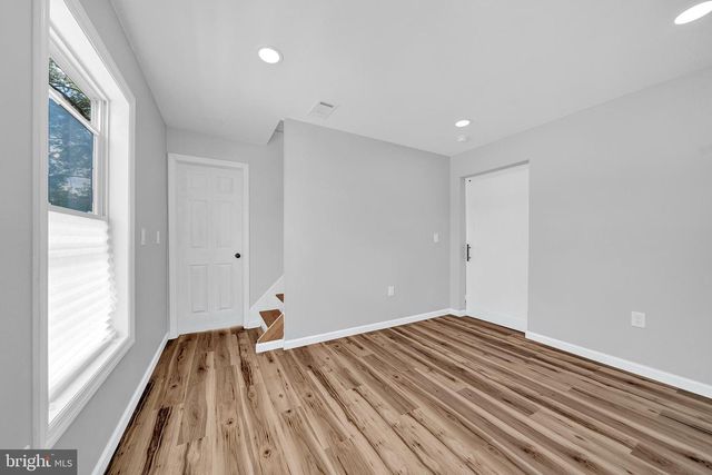 817 PRESIDENT AVE, Lawrence Township, NJ 08648