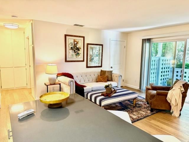 755 14th Avenue 411, Santa Cruz, CA 95062