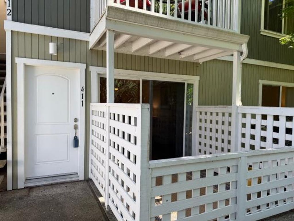 755 14th Avenue 411, Santa Cruz, CA 95062