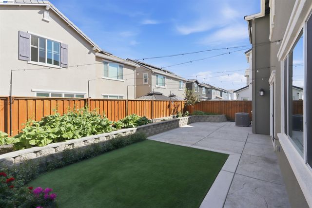 464 Coolcrest Dr, Oakley, CA 94561