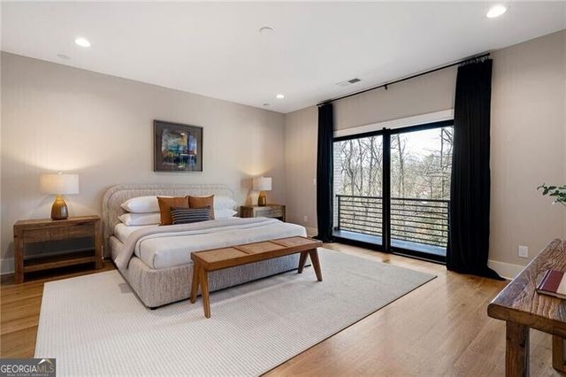 1380 Wayne Avenue N, Atlanta, GA 30306