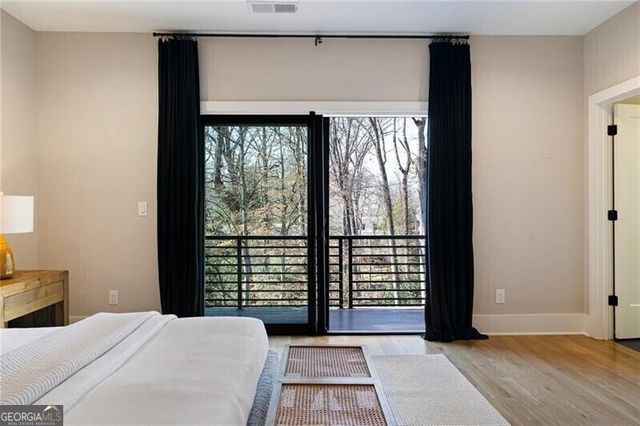1380 Wayne Avenue N, Atlanta, GA 30306