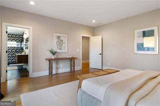 1380 Wayne Avenue N, Atlanta, GA 30306