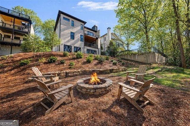 1380 Wayne Avenue N, Atlanta, GA 30306