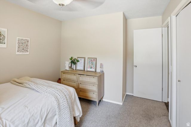 8938 S MANCHESTER LN, Sandy, UT 84093