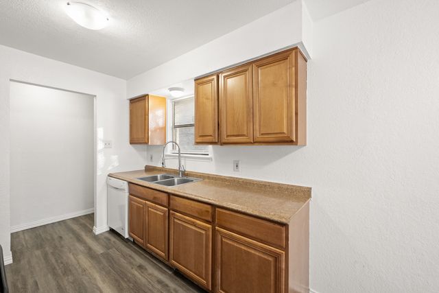 7509 Echo Hill Drive, Watauga, TX 76148