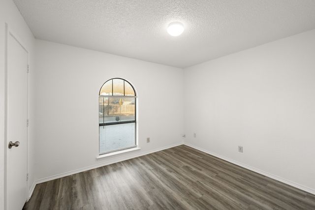 7509 Echo Hill Drive, Watauga, TX 76148