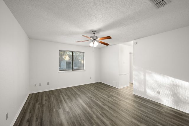 7509 Echo Hill Drive, Watauga, TX 76148