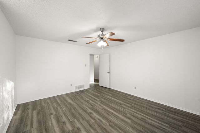 7509 Echo Hill Drive, Watauga, TX 76148