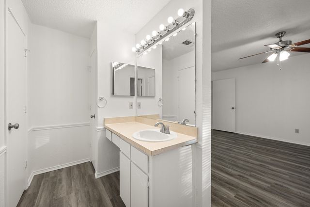 7509 Echo Hill Drive, Watauga, TX 76148