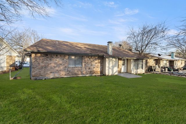 7509 Echo Hill Drive, Watauga, TX 76148