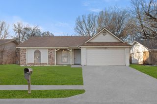 7509 Echo Hill Drive, Watauga, TX 76148