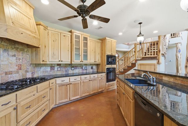 485 Canyon Lake Road, Gordon, TX 76453