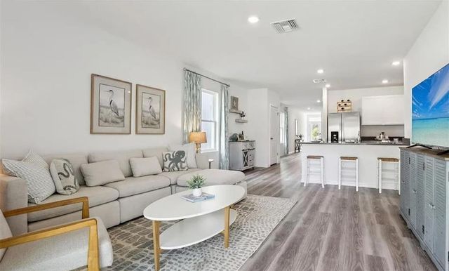 32528 WEATHERED OAK DRIVE, Wesley Chapel, FL 33543