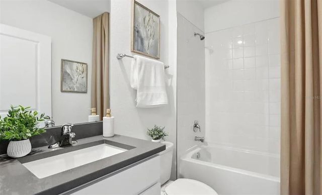 32528 WEATHERED OAK DRIVE, Wesley Chapel, FL 33543