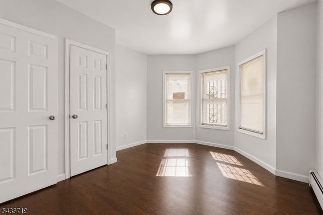 488 S 12Th St, Newark City, NJ 07103