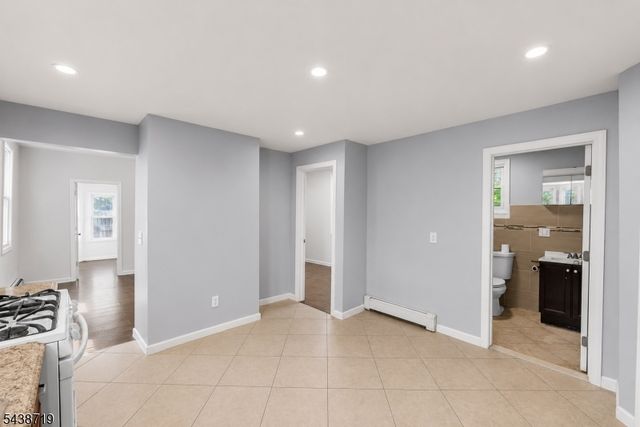 488 S 12Th St, Newark City, NJ 07103