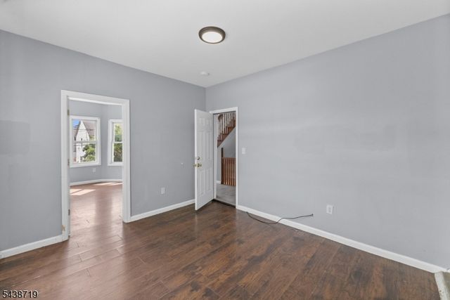 488 S 12Th St, Newark City, NJ 07103