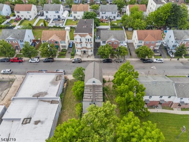 488 S 12Th St, Newark City, NJ 07103