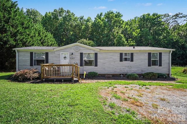504 Mountain Meadows Drive 55, Bessemer City, NC 28016