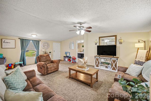 504 Mountain Meadows Drive 55, Bessemer City, NC 28016