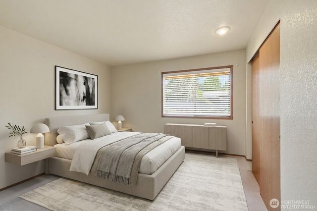 22847 103rd Avenue SE, Kent, WA 98031