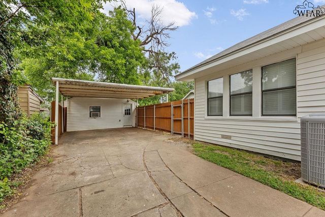 2008 ARTHUR STREET, Wichita Falls, TX 76309