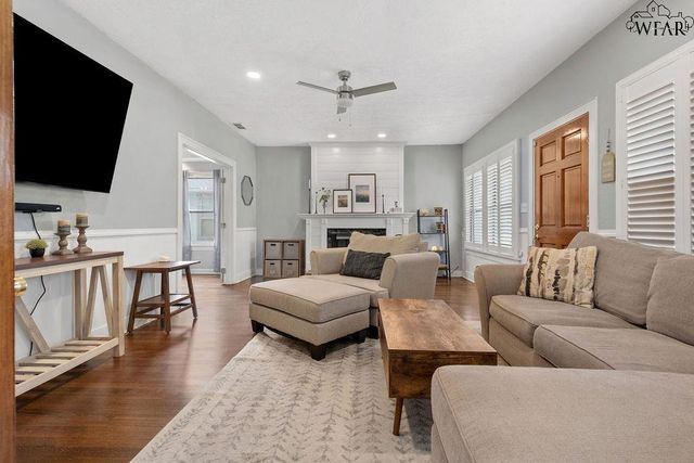2008 ARTHUR STREET, Wichita Falls, TX 76309