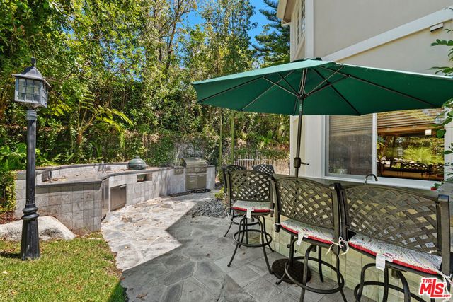 5405 Fremantle Lane, Calabasas, CA 91302