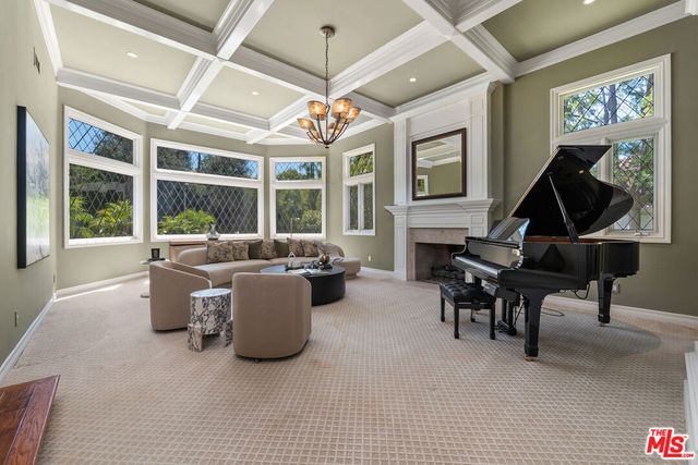 5405 Fremantle Lane, Calabasas, CA 91302