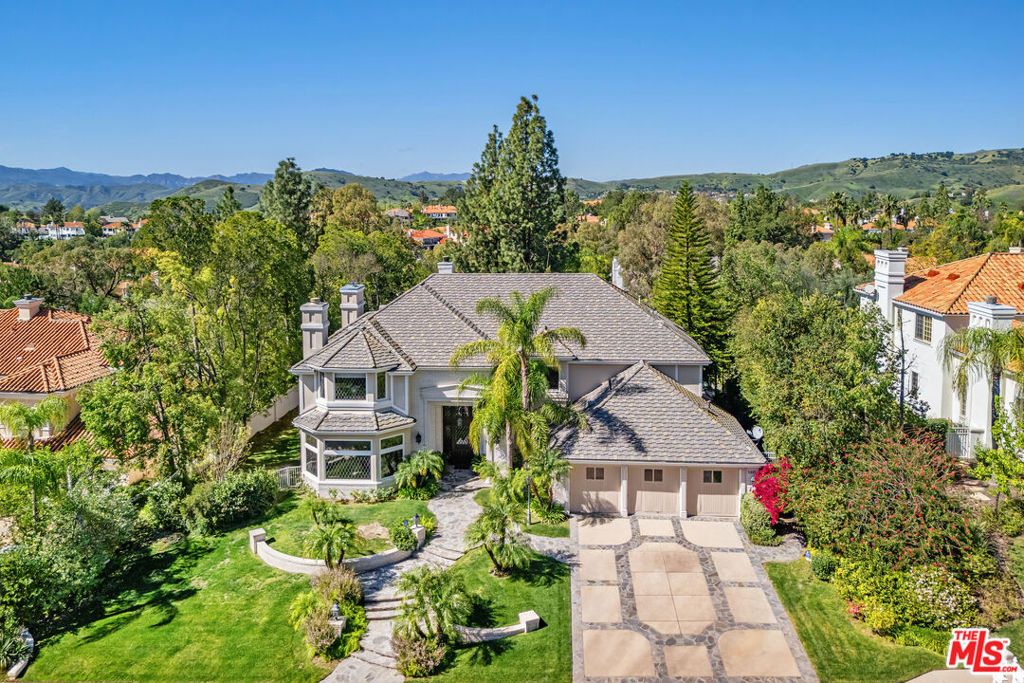 Image 1 of property listing at 5405 Fremantle Lane, Calabasas, CA 91302