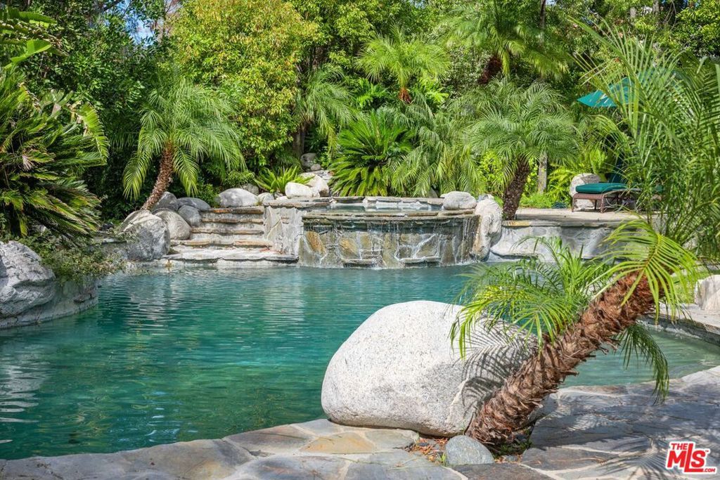 Image 30 of property listing at 5405 Fremantle Lane, Calabasas, CA 91302