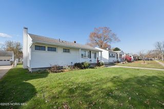 5201 Elaine Drive, Toledo, OH 43613