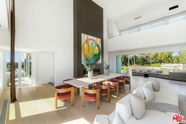 15210 Antelo Place, Los Angeles, CA 90077