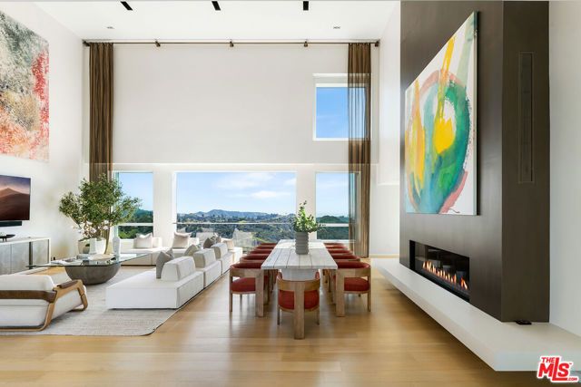 15210 Antelo Place, Los Angeles, CA 90077