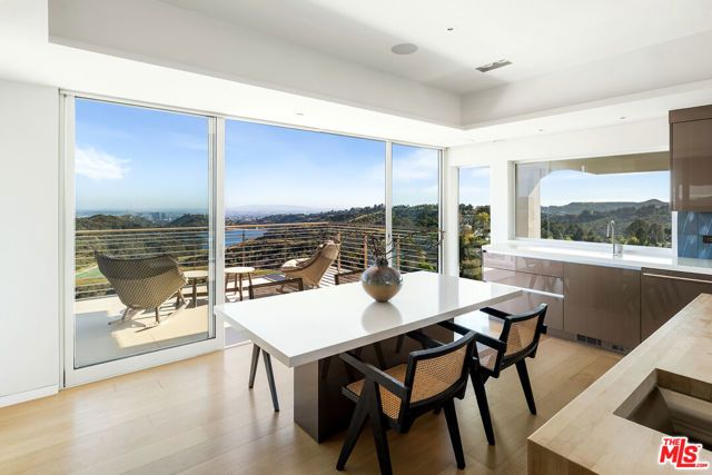 15210 Antelo Place, Los Angeles, CA 90077