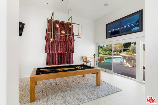 15210 Antelo Place, Los Angeles, CA 90077