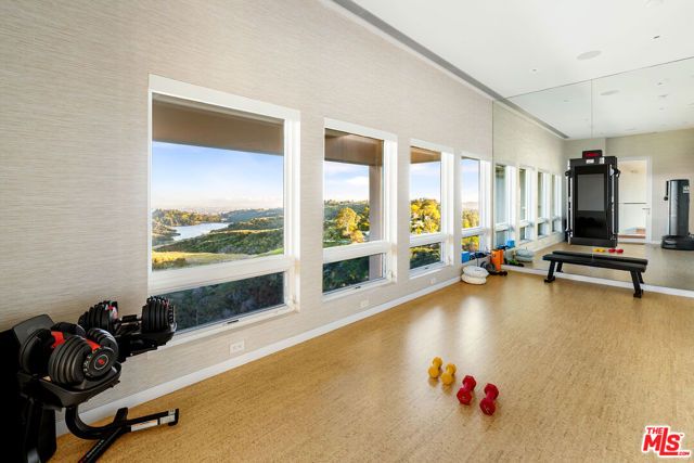 15210 Antelo Place, Los Angeles, CA 90077